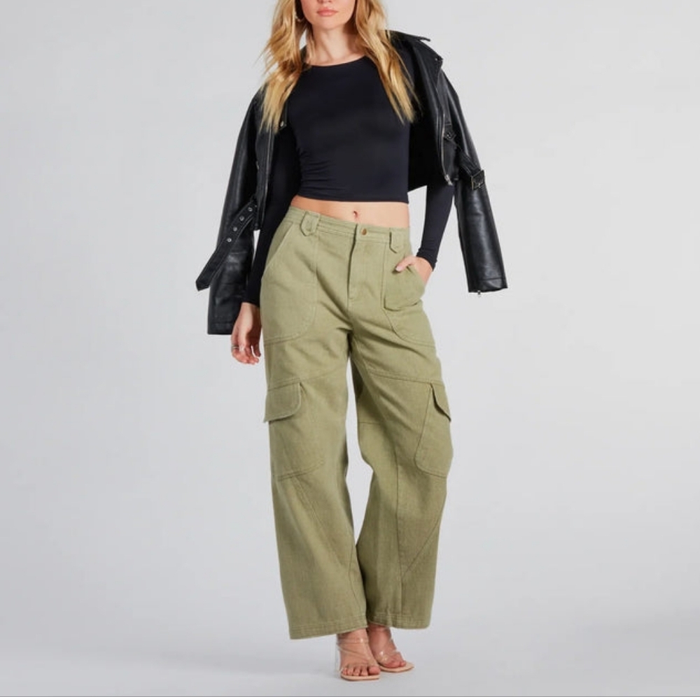 Casual Wide-Leg Cargo Pants
